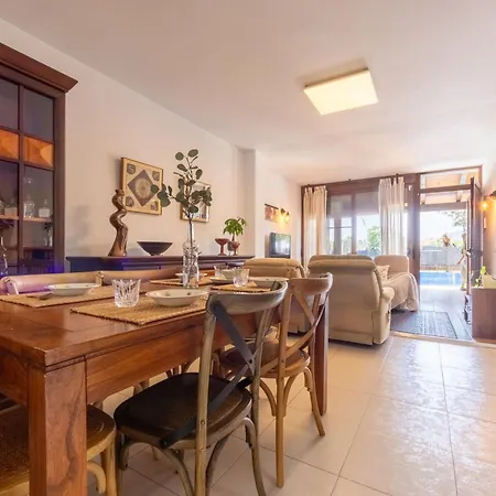 Lluna By Interhome * ריומאר