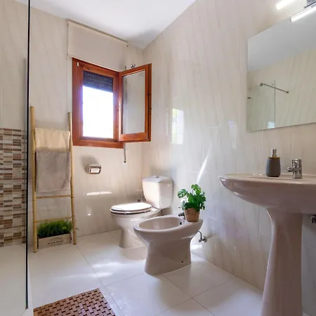 Lluna By Interhome * ריומאר